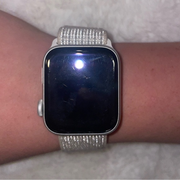 Apple Watch SE Silver